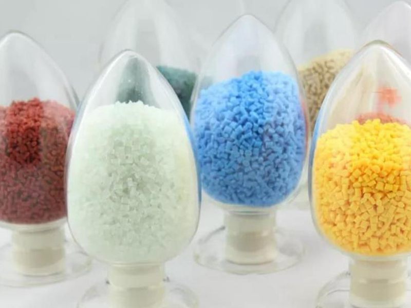 尼龍塑料制品放置幾天后會有什么變化?